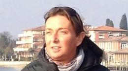 Maestro di tennis trovato morto in casa