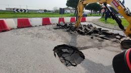 Una nuova voragine in zona industriale