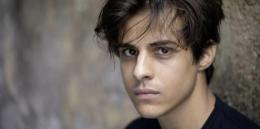 Vandalismo e polemiche sulla tomba di Michele Merlo: il furto e gli insulti al ricordo del cantante