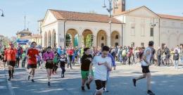 La Sgrupada, un classico del podismo interregionale, torna a Castelmassa