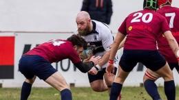 Rugbista gravissimo dopo la mischia