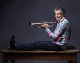 Fresu in concerto per l'autismo: una notte indimenticabile sulla scena musicale di Livorno