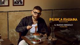 Rocco Hunt e il suo nuovo singolo "Musica Italiana" 