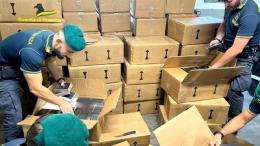 Profumi contraffatti: maxi sequestro lungo la Romea