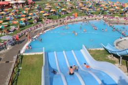 Piscina, finalmente c'è il gestore