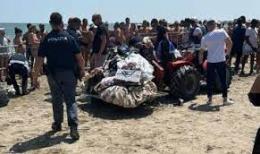 Record di abusivi in spiaggia, scatta il blitz