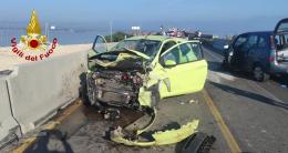Caos sulla Translagunare per un incidente, code infinite