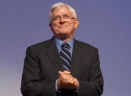 Addio a Phil Donahue: il pioniere del talk show che ha rivoluzionato la televisione