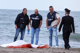 Orrore, il mare restituisce un corpo