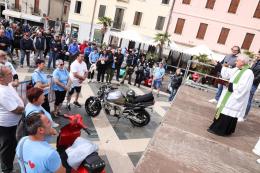 Per Mattia. Arrivano in tantissimi