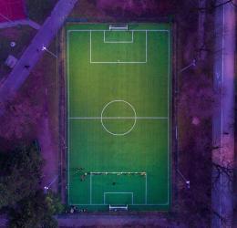 60 milioni di euro per un diciottenne e niente più scommesse: le promesse della Premier League