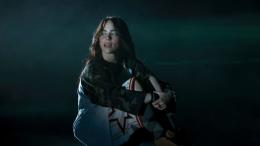 Billie Eilish: Un viaggio tra luci e ombre nel Pop Contemporaneo