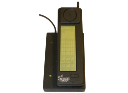 Da 32 anni nelle nostre tasche: buon compleanno cellulare!