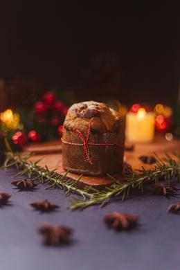 Quaranta panettoni donati da una cittadina