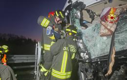 Schianto tra i Tir, i morti sono due