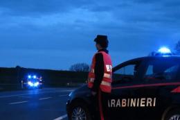 In auto con una mazza, denunciato