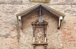 “Salviamo l’edicola monumentale”