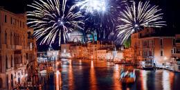 Capodanno 2025 a Venezia e Mestre tra fuochi d'artificio e musica rock