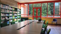 Biblioteca, chiesta la riapertura