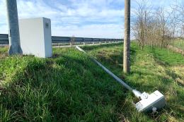 Fleximan lo ha fatto ancora: giù un altro  velox
