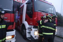Tre pompieri in pensione, l'abbraccio della grande famiglia