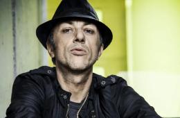 Neffa: Il ritorno di un'icona del rap italiano tra nostalgia e novità