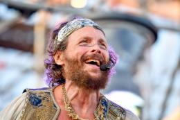 Jovanotti riceve un dono speciale dai detenuti di Treviso