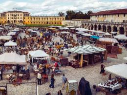 Una domenica tra antichità e fiori