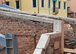 “Si ripristini la balaustra”