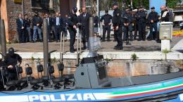 Presentato il nuovo battello tattico della Polizia 