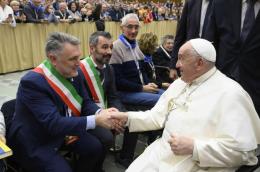 Il sindaco Armelao: "Testimone di vicinanza agli ultimi"