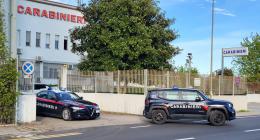 Travolge un anziano e scappa