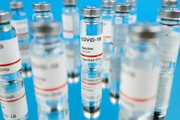 Vaccini Pfizer e SMS segreti