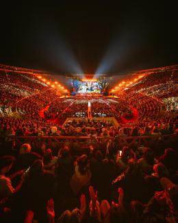 Jovanotti incanta l'Arena di Verona: un viaggio tra emozioni e musica senza tempo