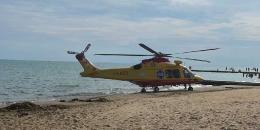 Tuffo in mare, 17enne rischia la paralisi