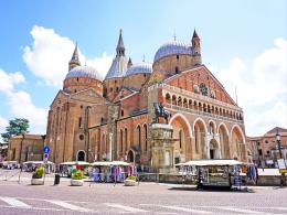 Per il Santo, musei gratis