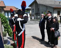 Per l'appuntato che diede la vita