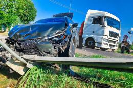 Tremendo incidente, grave una anziana