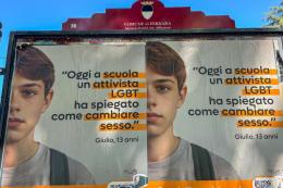 "Manifesti di odio": scoppia il caso
