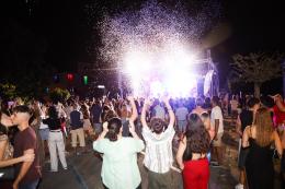 Solidaria illumina la serata in città