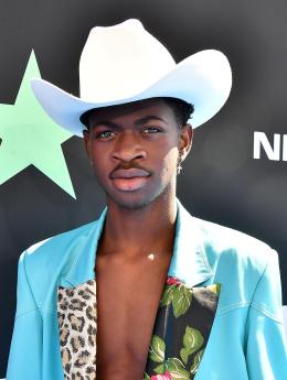 Lil Nas X arrestato a Los Angeles: quattro capi d’accusa e possibile overdose