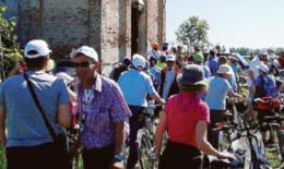 Tutti in bici per Roberto