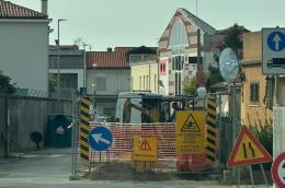 Via Cicogna: “Caos inaccettabile”