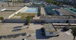 Piscina, la concessione caso politico