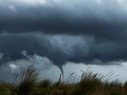 Un'altra impressionante tromba marina