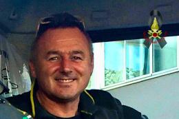 Giovedì l'addio a Domenico, indimenticabile pompiere