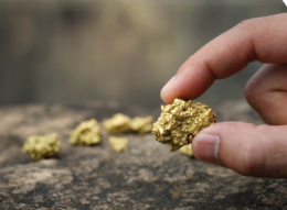 Oro nascosto tra le Alpi e la Sardegna