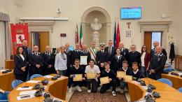 Imbarcati in Marina, il Comune li premia