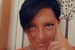 Lacrime e affetto per Donatella