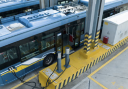 Furgoni e bus elettrici battono il diesel